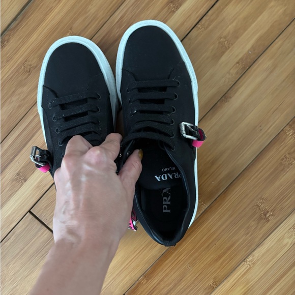 💯 Authentic Prada Nylon with studs Sneakers Size 40 - Picture 6 of 8